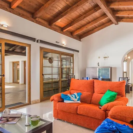 Villa Sherry Ii By