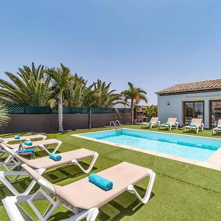 Villa Sherry Ii By *